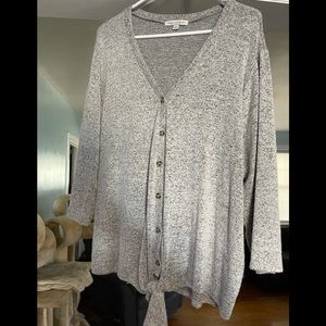 3/4 Sleeve Button Up